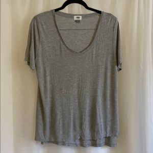 ON classic V-neck Tee